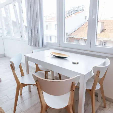 Almirante Reis Flat D Apartment *