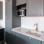 Appartement Almirante Reis Flat D *