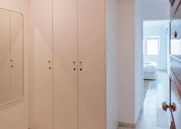 Appartement Almirante Reis Flat D