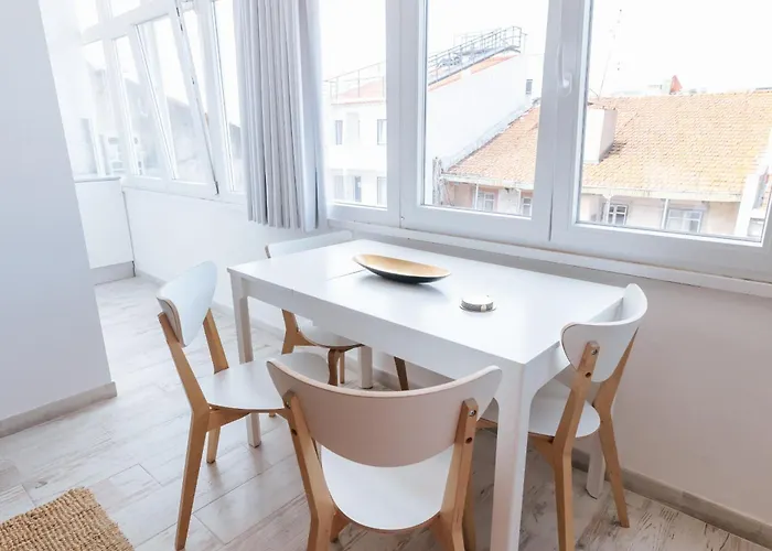 Almirante Reis Flat D Appartement *