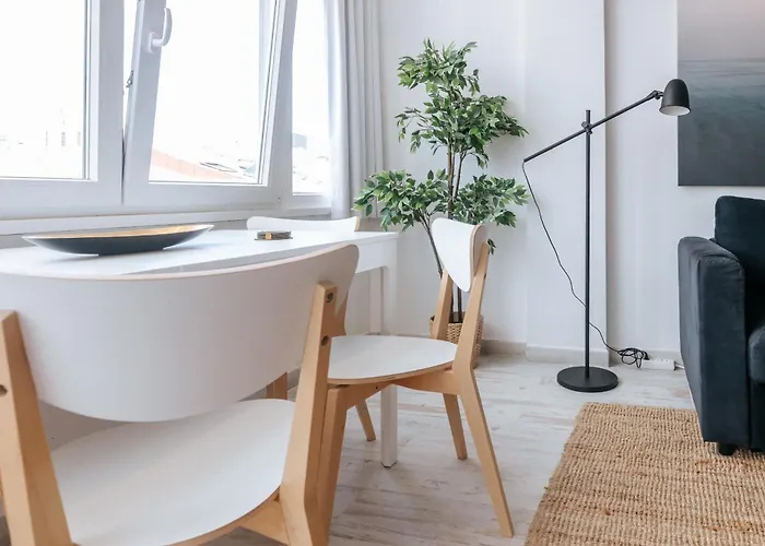 Appartement Almirante Reis Flat D *