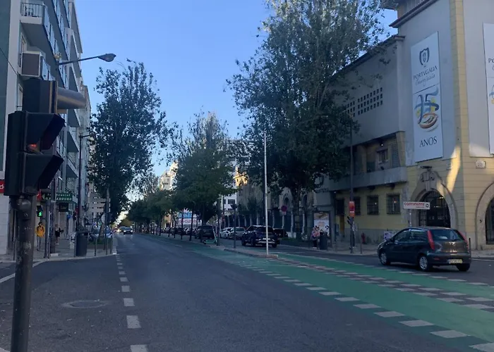 Almirante Reis Flat D *