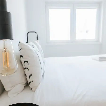 Almirante Reis Flat D *